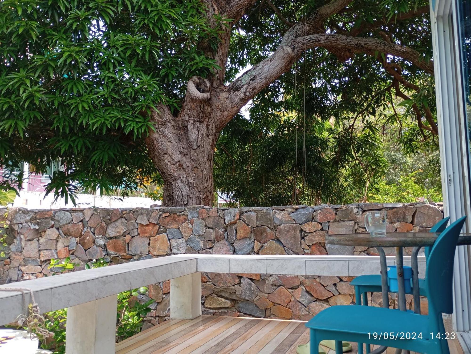 Belinda Home Ko Si Chang Bilik gambar